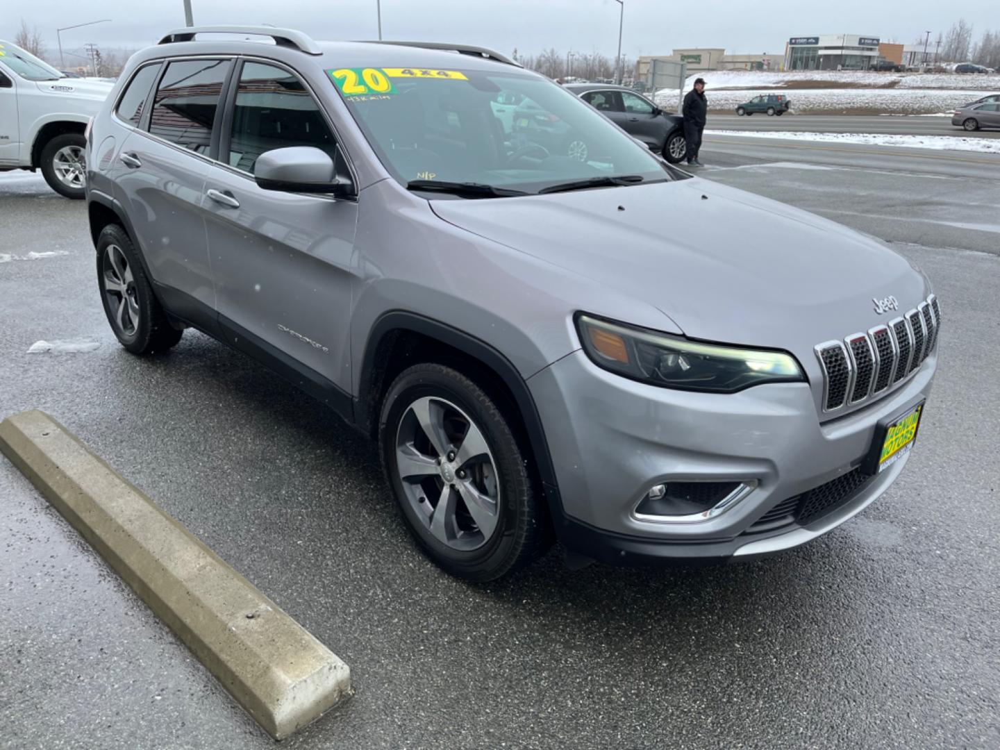 2020 SILVER /Black JEEP CHEROKEE LIMITED (1C4PJMDX5LD) with an 3.2L engine, Automatic transmission, located at 1960 Industrial Drive, Wasilla, 99654, (907) 274-2277, 61.573475, -149.400146 - Photo#4